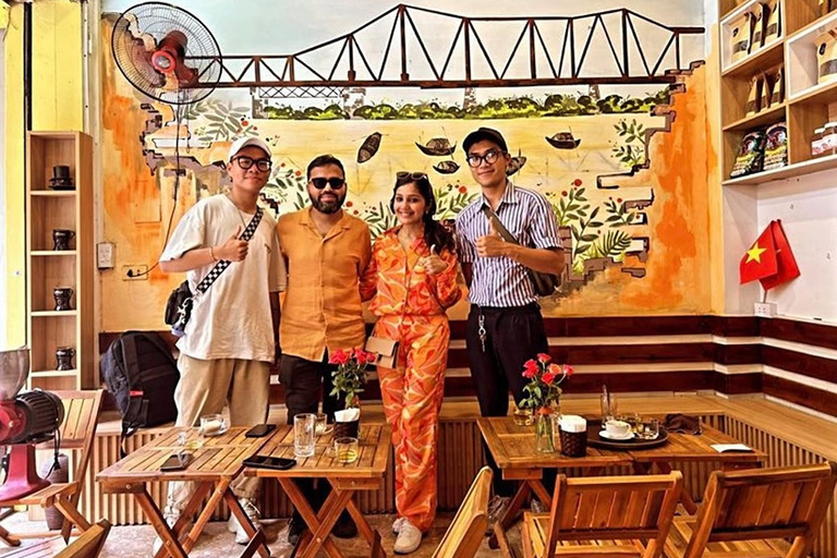 Hanoi: Old Quarter Street Food Tour with 12+ Tastings Small group tour with meeting point and spa experience