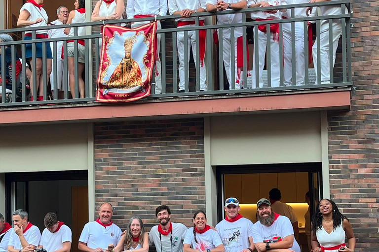 Pamplona Bulls: Balcony View & Gourmet Breakfast