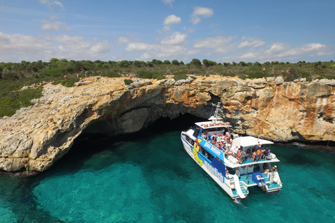 Mallorca: 4-stündige Katamaran-Tour an der OstküsteAb Cala Bona