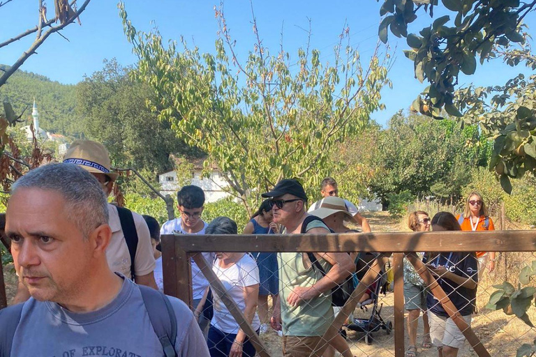 Visita à aldeia de Kusadasi e prova de comida tradicional