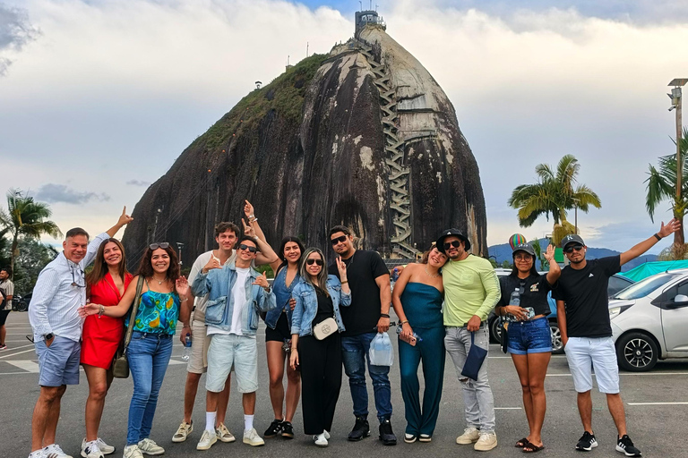 . Guatapé & El Peñol: Full Tour + Boat on the Lake