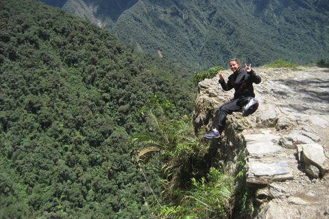 La Paz: Full-Day Death Road Mountain Bike Tour