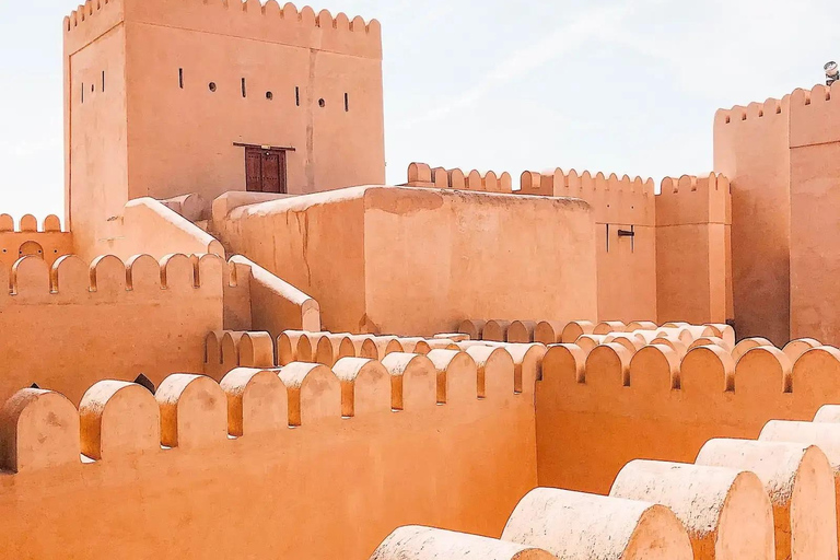 Muscat : Nizwa & Birkat AlMouz historical tour and lunch from Muscat : Nizwa & Oman’s Timeless Heritage Tour + lunch