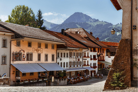 Luzern: privétour met de auto - Gruyeres, Vevey, Montreux & Fribourg