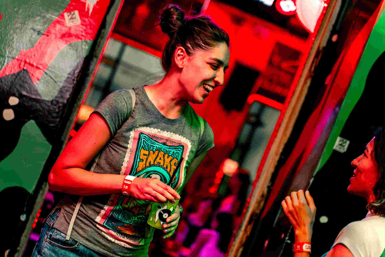 Budapest: Ruin Bar Pub Crawl mit Nightlife Guide