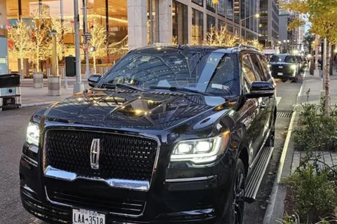 JFK Flughafen nach Manhattan Luxus SUV Transfer