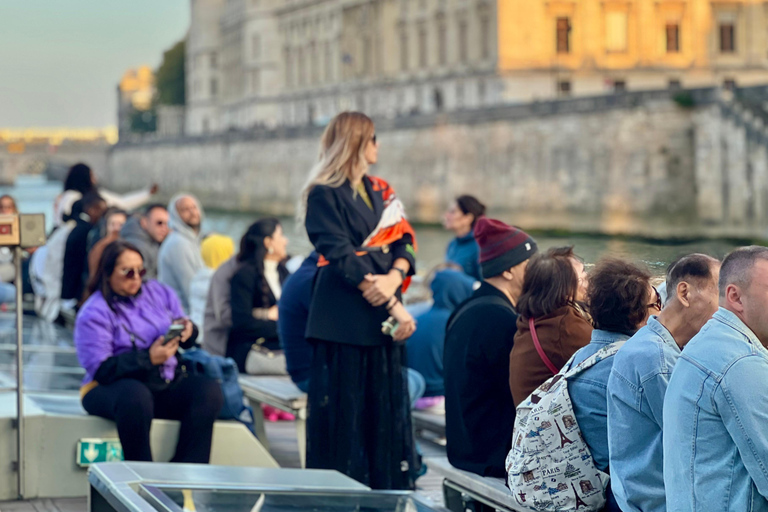 Paris: Illuminated Seine Night Cruise from the Eiffel Tower Paris: Illuminated Seine River Night Cruise & Free Postcard