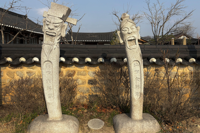 Gyeongju: Ancient Capital Secrets & Hidden Gems Private Tour Small Group Join-in Tour (Max 8 Guests)