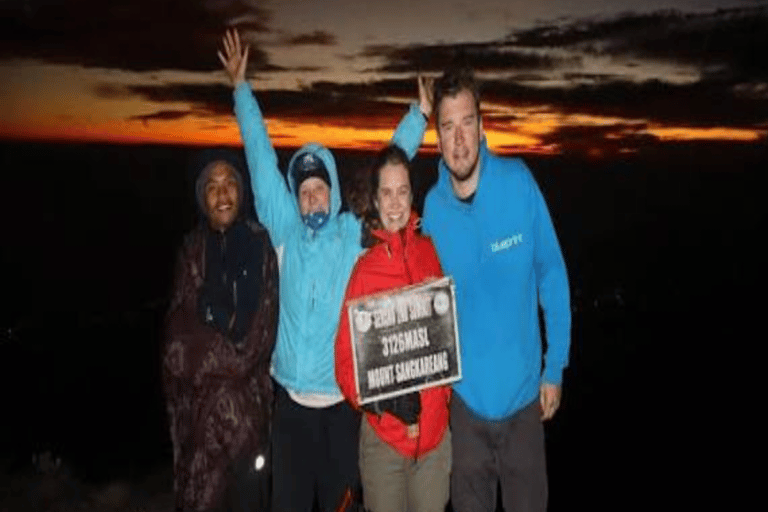 Mount Rinjani Trekking 3D/2N to the Peak Lake, & Hot Springs