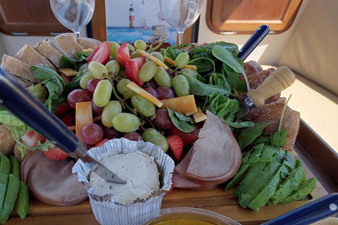 Marina del Rey: New Year's Eve, 4th of July Fireworks Cruise Marina del Rey: New Year's Eve, 4th of July Fireworks Cruise