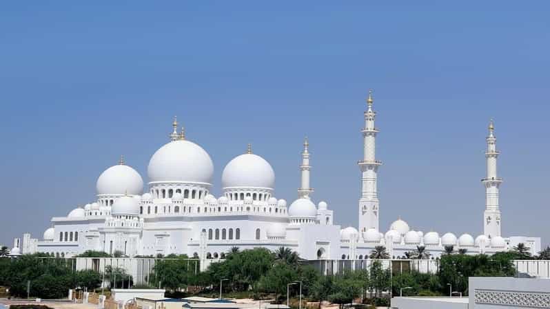 Abu Dhabi City Tour with Grand Mosque & BAPS – With Lunch