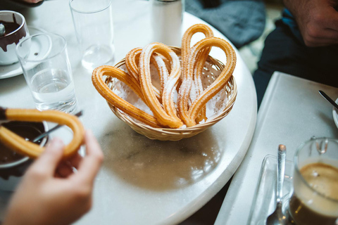 Madrid: Tour gastronomico a piedi e visita al mercato