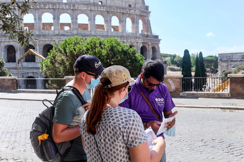 Roma: Visita del Coliseo, Foro Romano y Palatino con acceso prioritarioTour en grupo reducido en francés