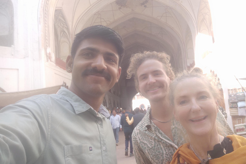 Delhi: Tour gastronômico pela Velha Deli com mercado de especiarias, templo e mesquita