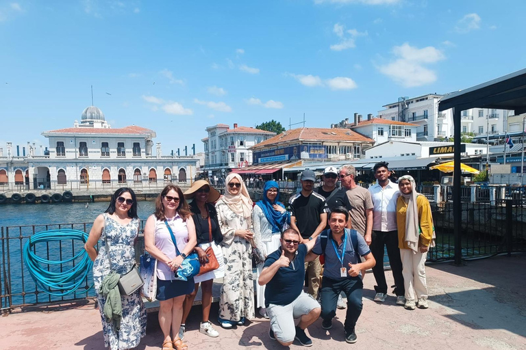 Istanbul:Princess Island(Büyükada)& Island Electric Car Trip Tour only includes guidance.