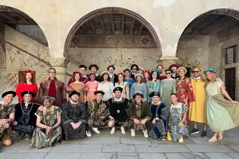 Wycieczka z przewodnikiem po zamku Malpaga w strojach z epoki