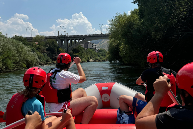 موستار: مغامرة التجديف في نهر نيريتفا