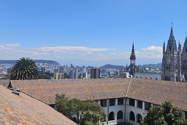 Quito: Discover the heart of the Historic Center - Walking Tour