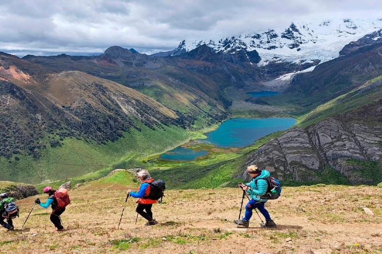 Huaraz: 8-Day Trek through the Huayhuash Mountain Range Huaraz: 8-Day Trek in the Huayhuash Mountain Range