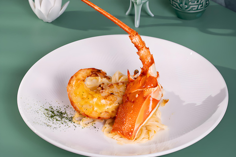 Guangzhou: Royal Cultural Dinner Show – HaiSiFu Standard Seating - Lunch
