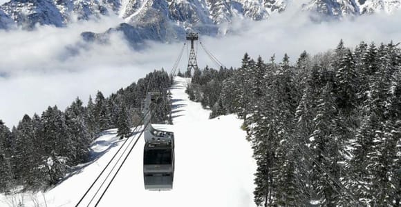 Depuis Nagoya : journée au téléphérique de Shinhotaka et au couloir de neige