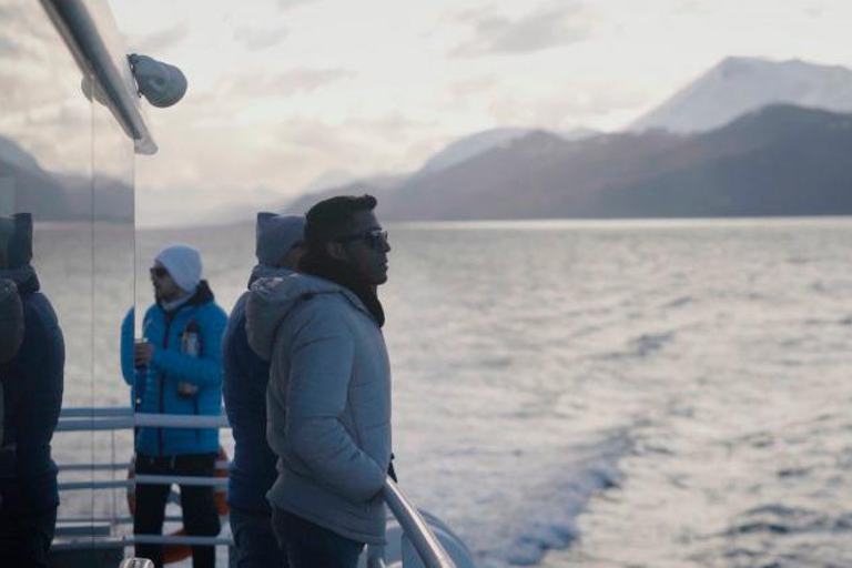 Ushuaia: Boat Trip to Isla Martillo: Penguins in the Beagle Channel Ushuaia: Navigation to Martillo Island: Penguins along the Beagle Channel
