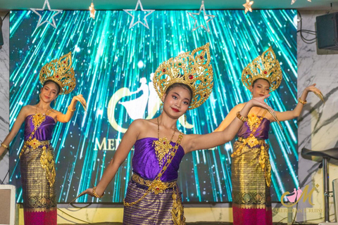 Bangkok: Chao Phraya Meridian Buffet Dinner Cruise & Music