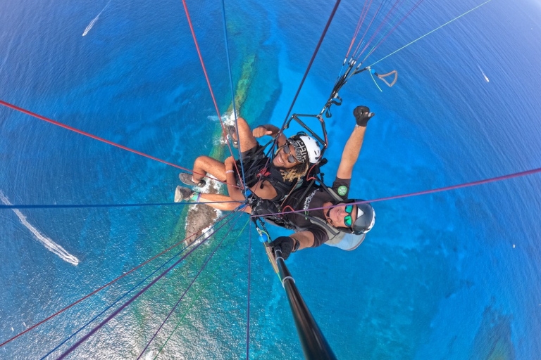 Tandem-paraglidingvlucht in Tenerife.Gold Flight-pakket
