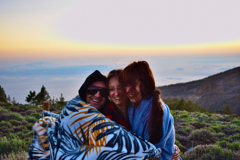 Astronomical experience on Mount Teide with sunset, stargazing, and dinner