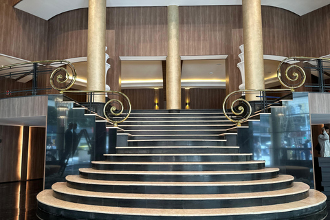 RIO: ROXY DINNER SHOW: DINNER AND A SHOW THAT HUGS