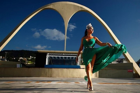 Rio de Janeiro: Corcovado i Sugarloaf z grillemRio de Janeiro: Corcovado i Sugarloaf z grillem w porze lunchu