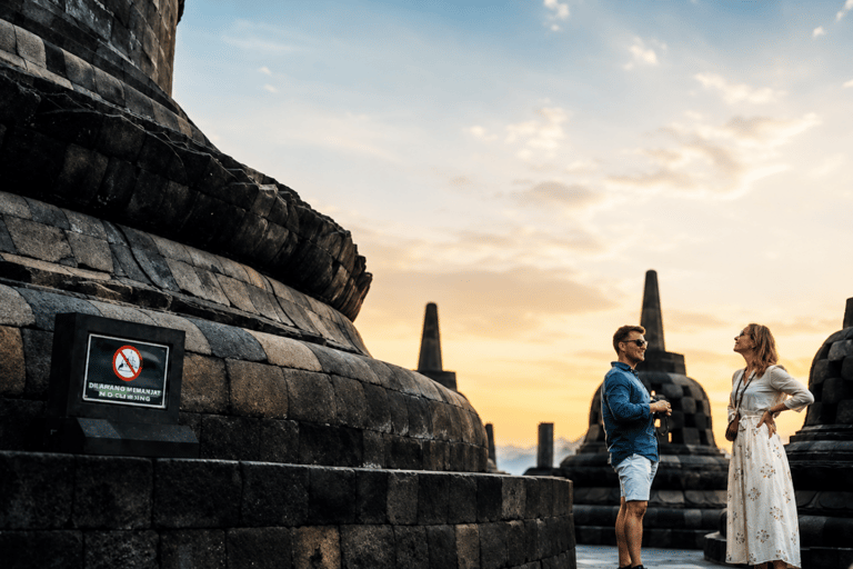 Relaxed Borobudur & Prambanan Private Tour from Yogyakarta Borobudur & Prambanan Private Day Trip
