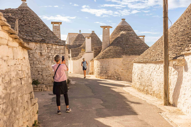 Alberobello: Walking Tour among Trulli Houses with a Local English Tour