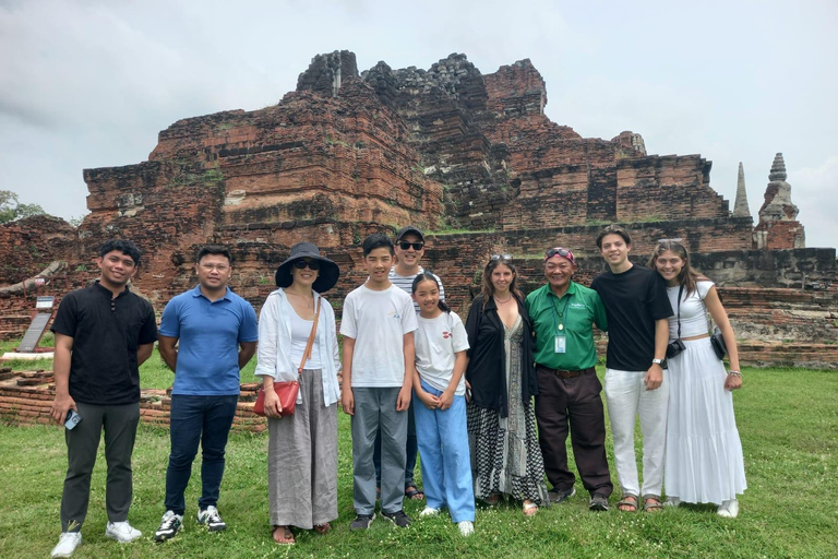 Bangkok: Ayutthaya Temples & Royal Palace Bus Tour