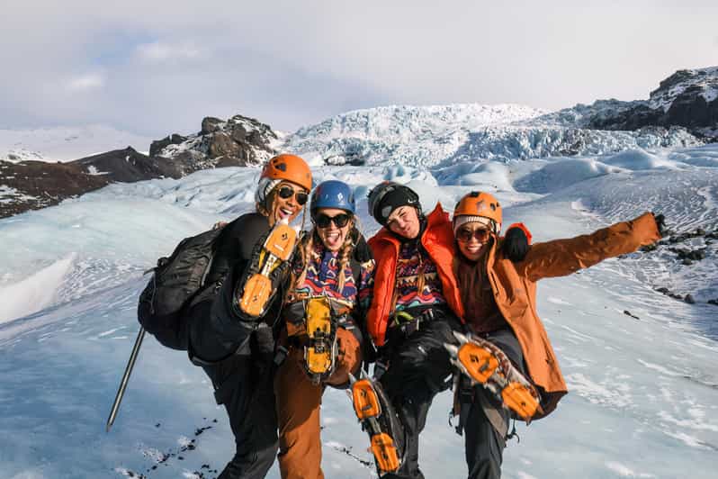 Caminhada no glaciar Sólheimajökull