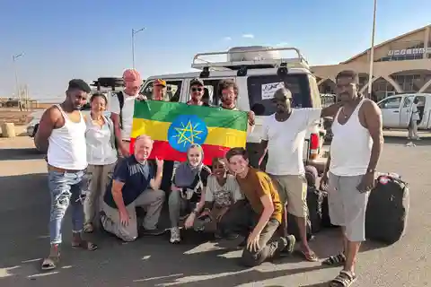 From Addis Ababa: 2-Day Awash National Park and Crater