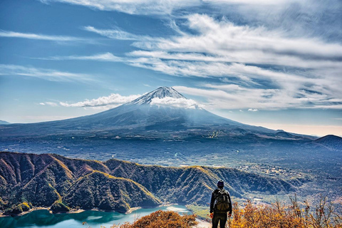 From Tokyo&Yokohama:M.Fuji day trip with Eng speaking driver