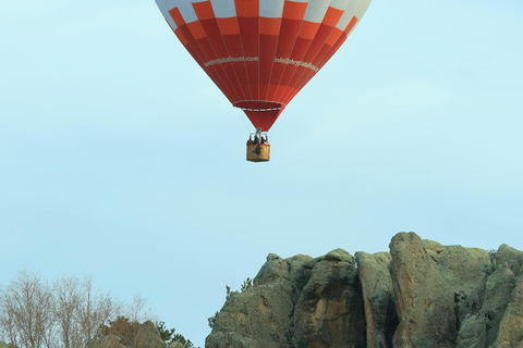 Cappadocia: Ihlara Valley Hot Air Balloon Flight Experience