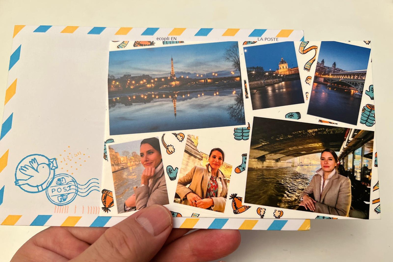 Paris: Day or Evening River Cruise with Musical Ambiance Paris: Evening River Cruise with Musical Ambiance & Postcard