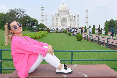 Från Delhi: Taj Mahal dagsutflykt med stadsvandring och transferendast professionell guide