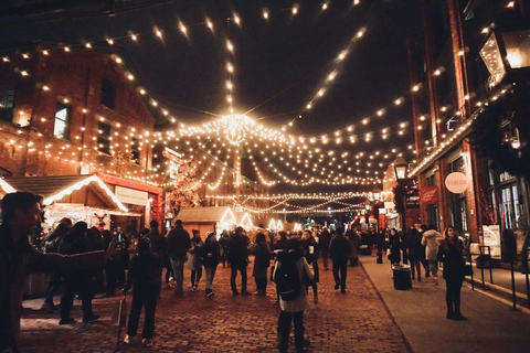 Tour a piedi del Natale gioioso a QuebecTour a piedi del Natale gioioso in Quebec