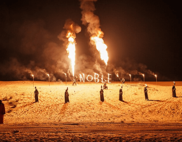 Le meilleur safari dans le désert de Dubaï : Spectacle en direct et dîner barbecue gastronomique