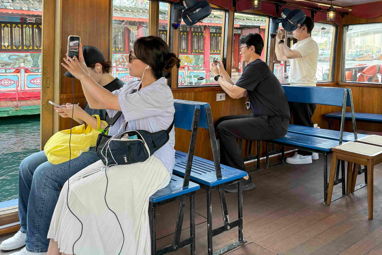 Hong Kong: Sampan Tour, Lamma Island, and Seafood Lunch