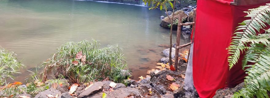 Nosy Be : cascade sacrée, Hell-Ville et visite d'un rucher