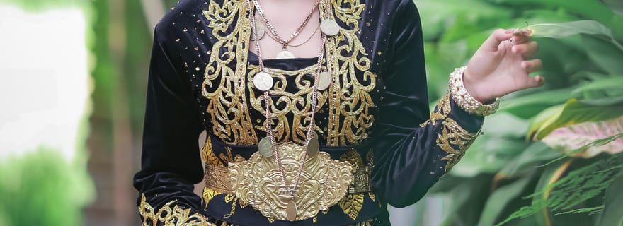 Habillez-vous comme le roi et la reine de Lombok