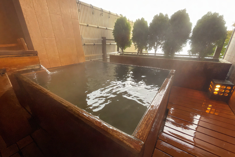 Sapporo: Lake Shikotsu Ice Festival &amp; Hot Spring Day Trip