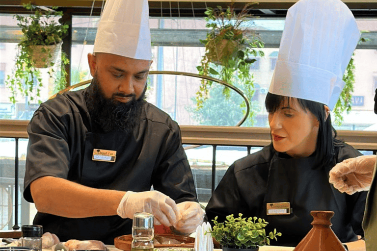 Marrakech: Aula de culinária marroquina com traslado