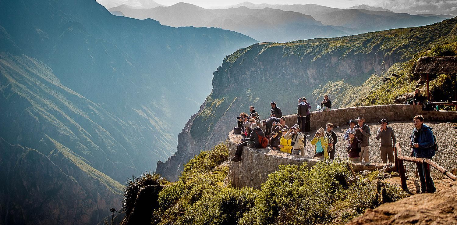 2-tägige Tour zum Colca Canyon mit 2-stündiger Wanderung plus Hotel inklusive