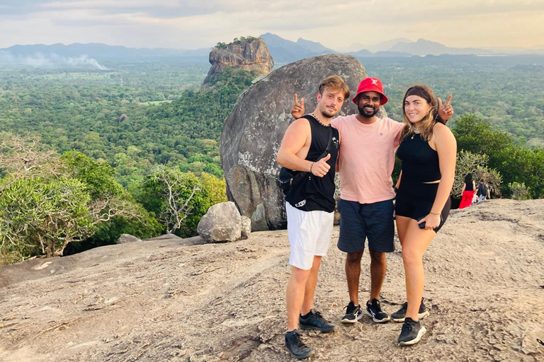 Kandy à Sigiriya en Tuk Tuk