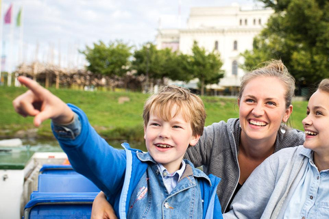 Göteborg: Sightseeingkryssning i stadskanalenGöteborg - båt Sightseeing med båt i Paddankanalen